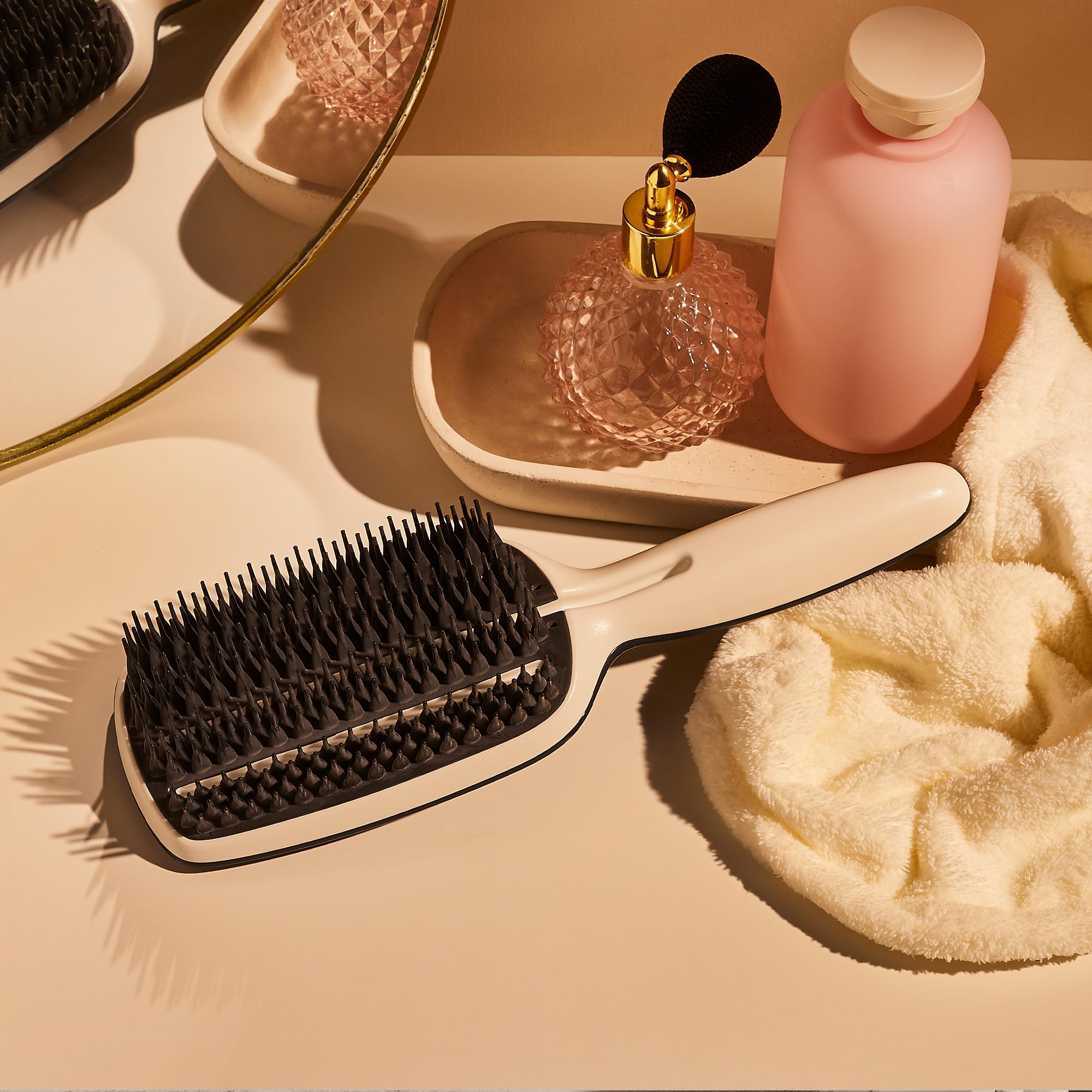 tangle-teezer-blow-styling-paddle-brush-brosse-paddle-lissante-anti-frisottis-po image 5