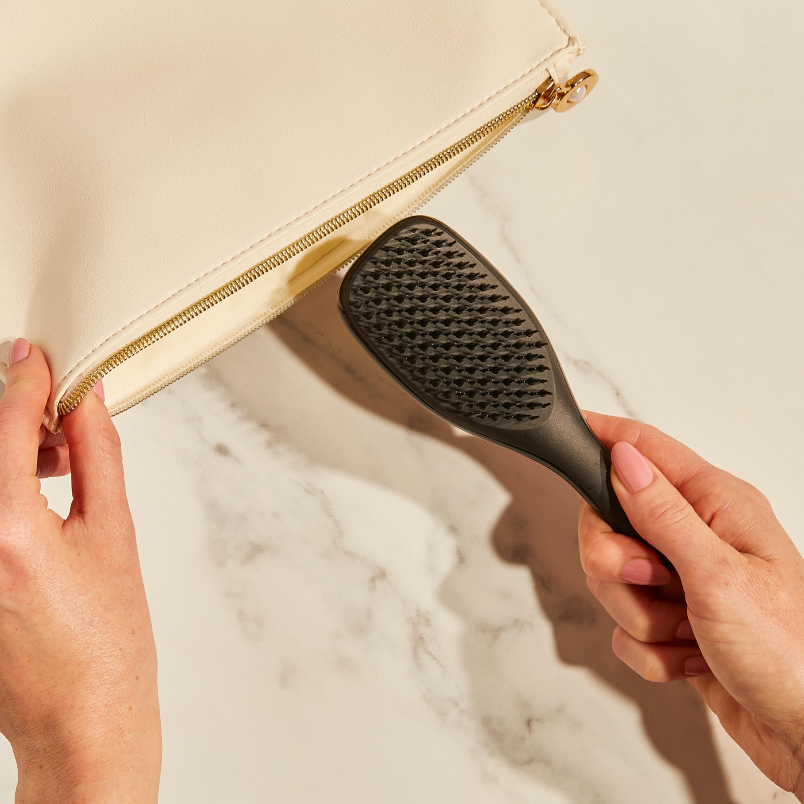 tangle-teezer-mini-ultimate-detangler-noir-mini-brosse-d-m-lante-tous-types-de-c image 6