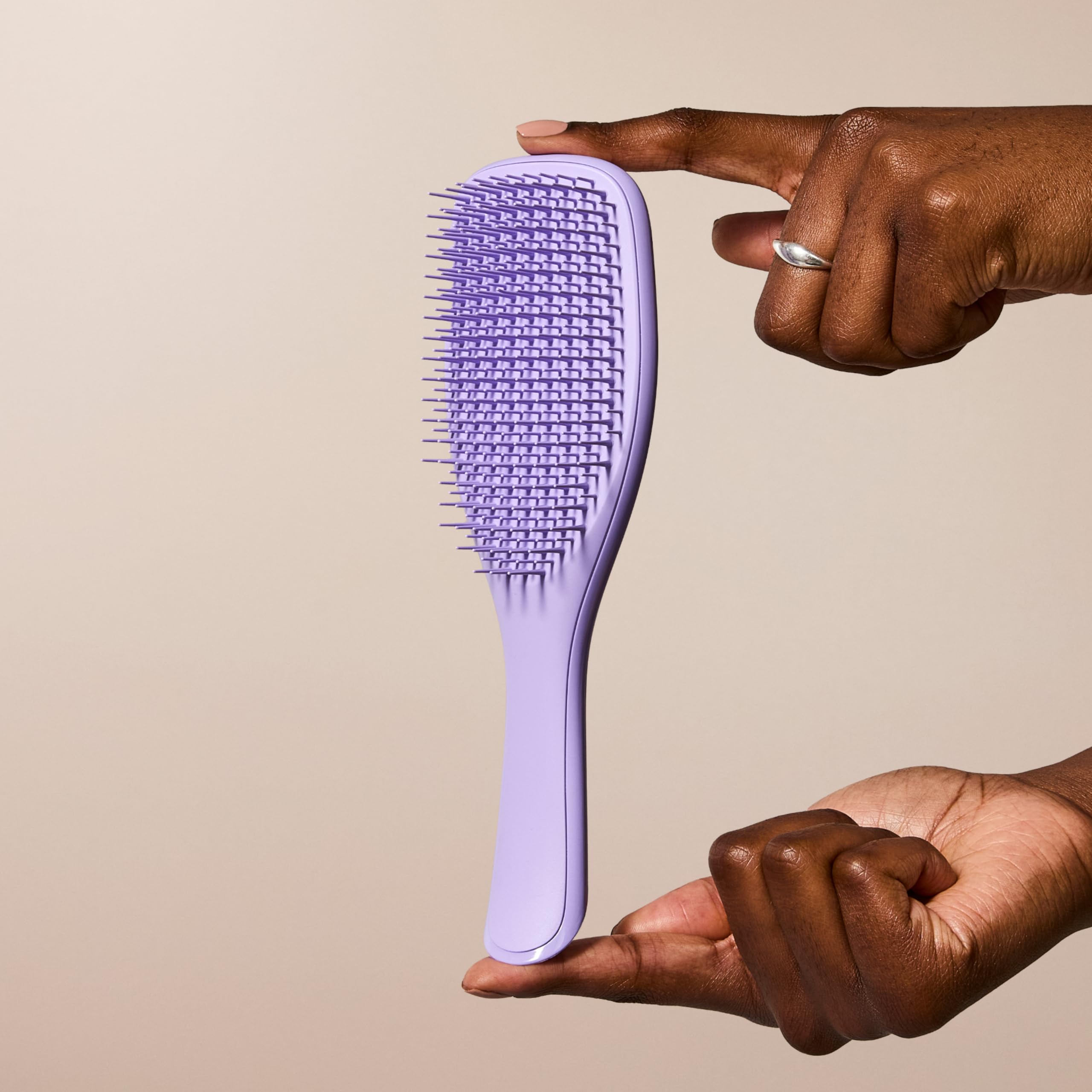 tangle-teezer-ultimate-detangler-naturally-curly-violet-passion-brosse-d-m-lante image 6