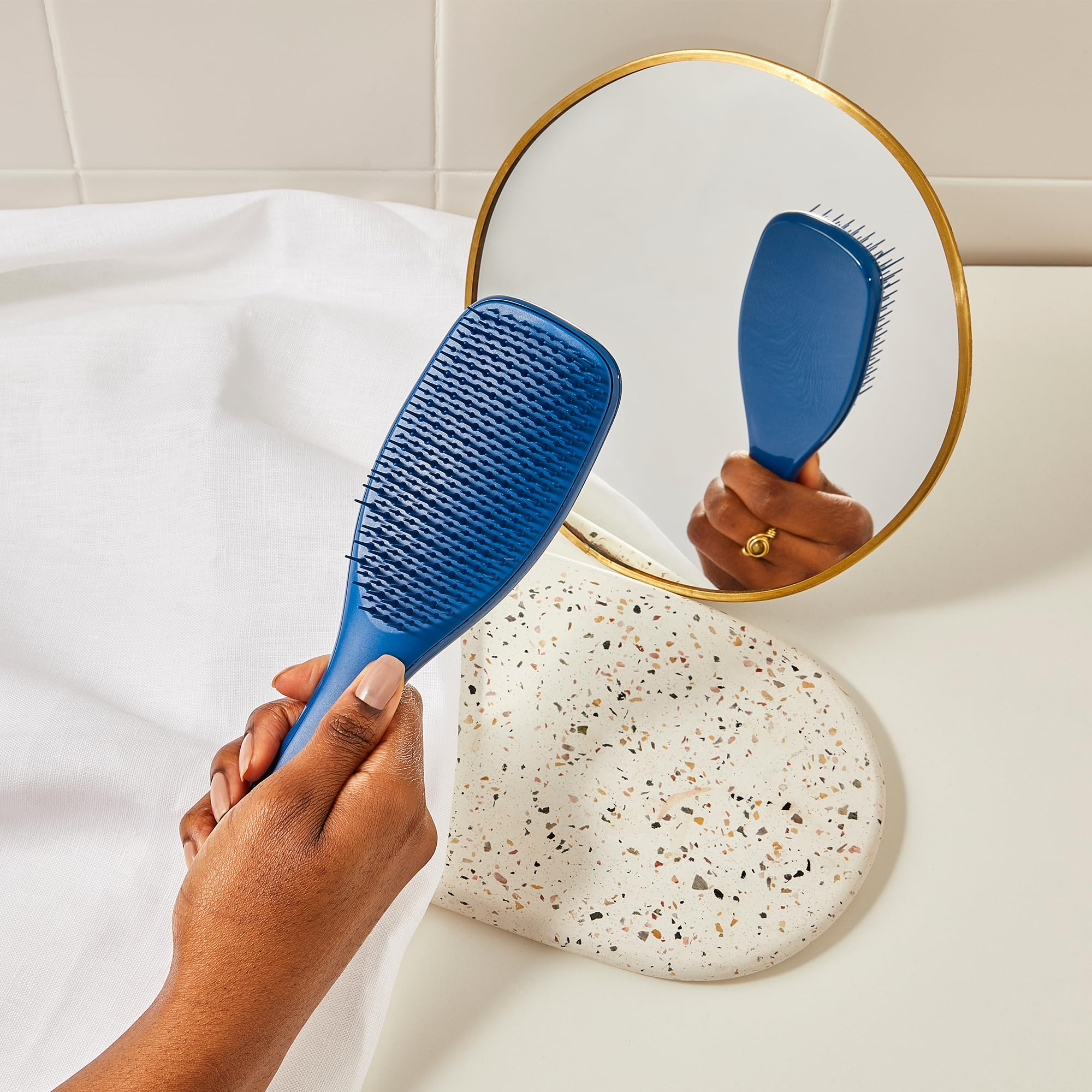 tangle-teezer-naturally-curly-wet-detangler-brosse-d-m-lante-cheveux-boucl-s-et- image 4